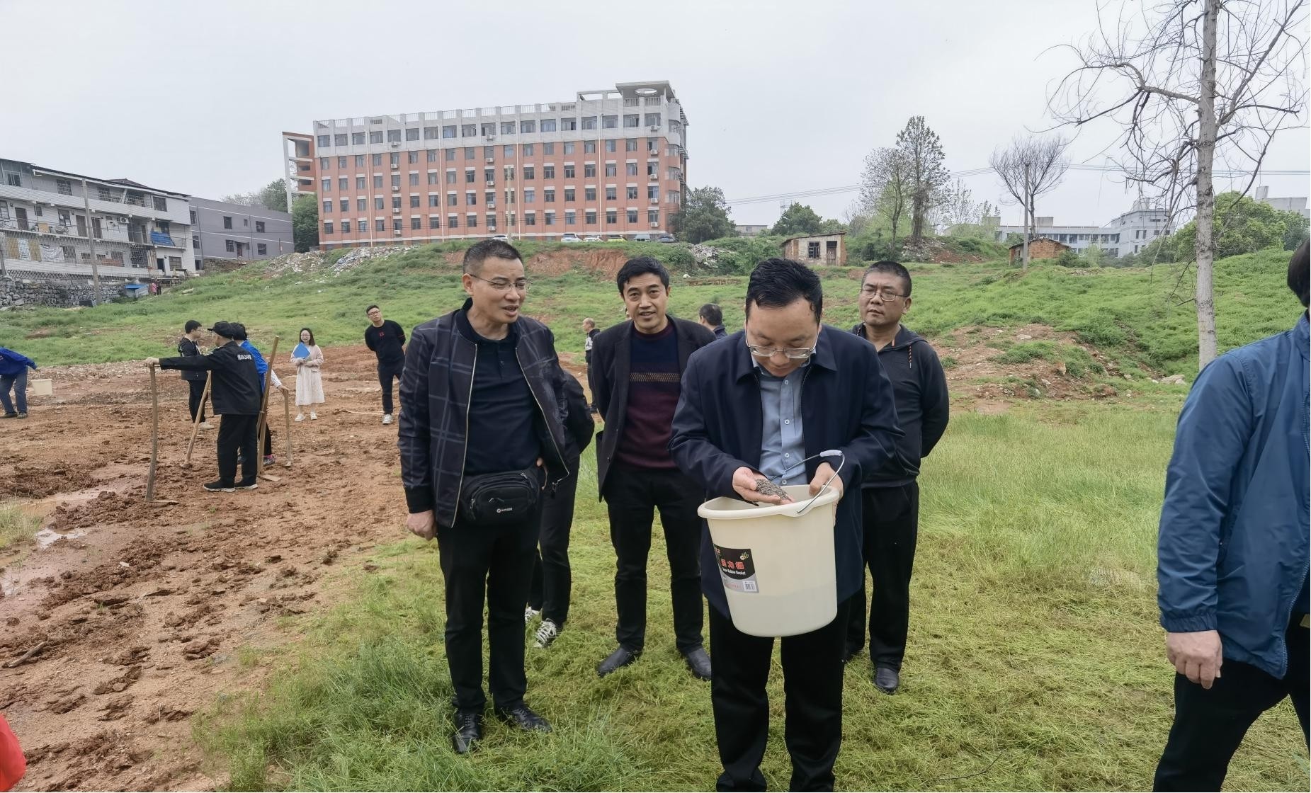 图片2.jpg
