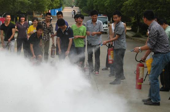 说明: E:\新闻更新\应急知识宣传 (3).JPG